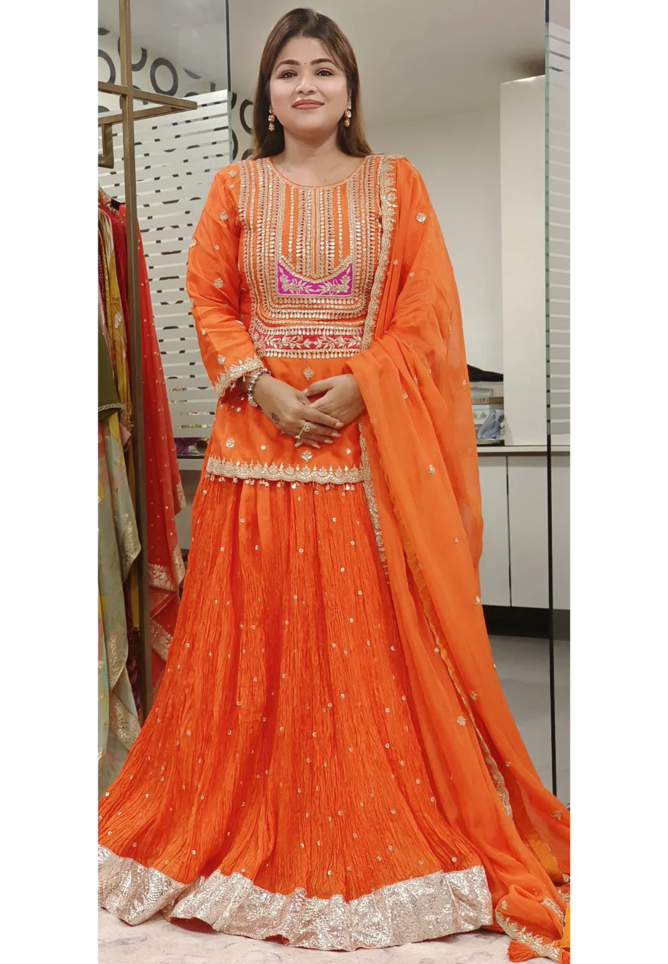 Crimson Grace Sharara Set alternate view